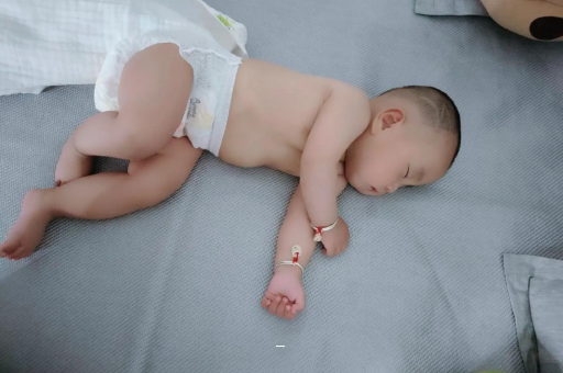 临汾孕妇肚脐周围发青